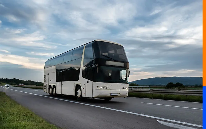 Bus en carretera