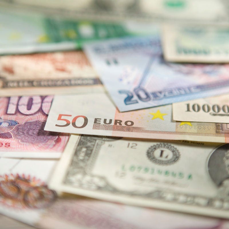 Billetes de moneda internacional